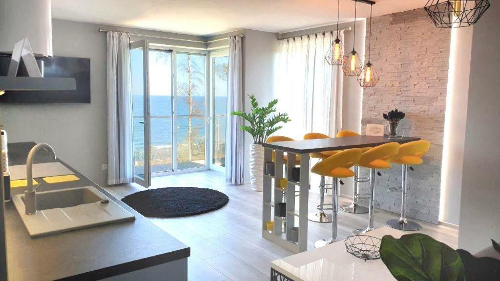 Apartament Elegance Yellow Ревал Екстериор снимка