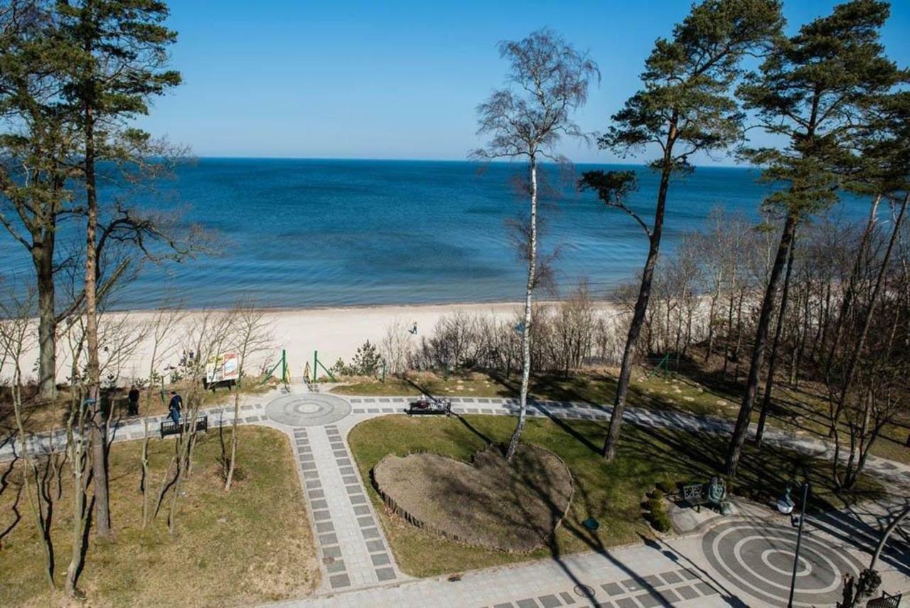 Apartament Elegance Yellow Ревал Екстериор снимка
